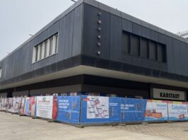 Auch der Rückbau des ehemaligen Karstadt-Gebäudes wird Thema beim Bürger-Dialog sein. ©Magistratspressestelle / Verena Weber